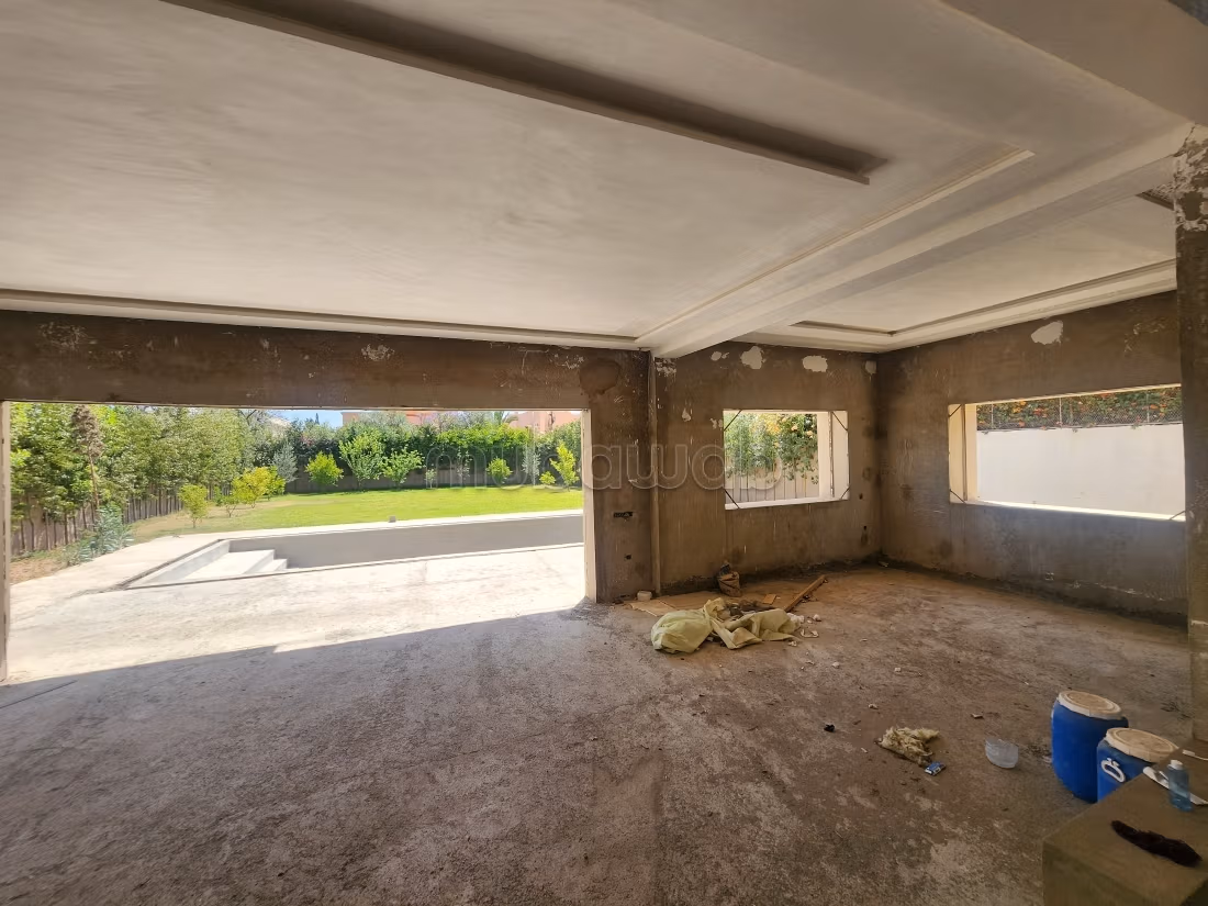 Villa Contemporaine Semi Finie 450 m² à Vendre à Marrakech — Photo 9