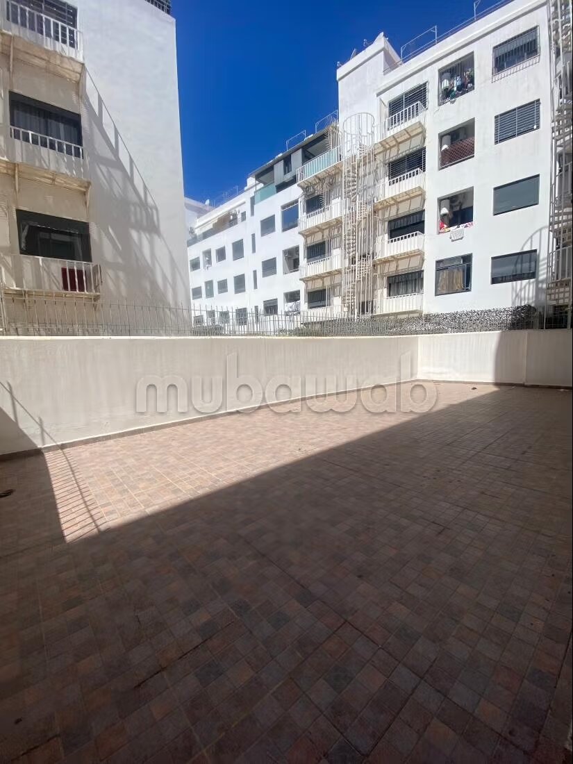 Apartment 180 m² for rent in Rabat — Photo 11