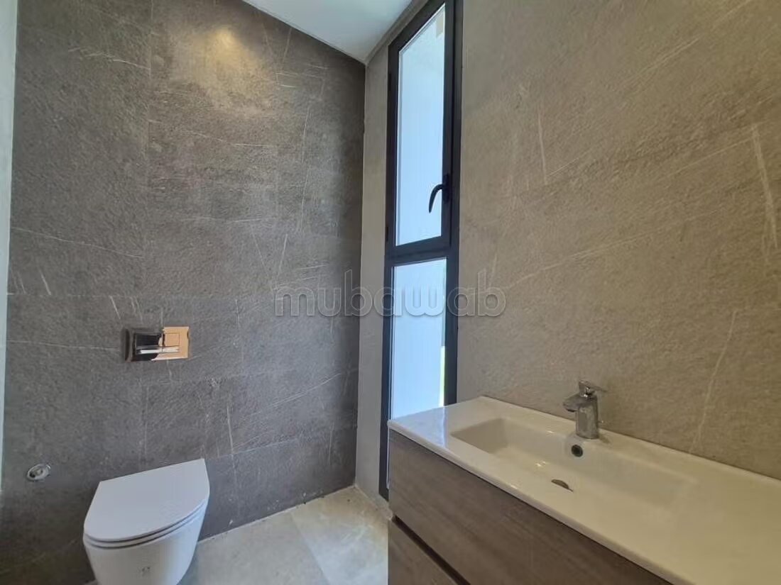 فيلا 640 م² للإيجار في الدار البيضاء — Photo 18