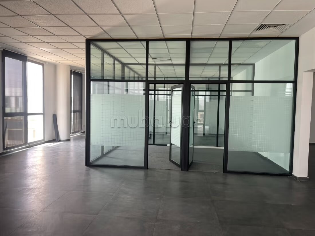 Office 142 m² for rent in Sidi Maarouf — Photo 7