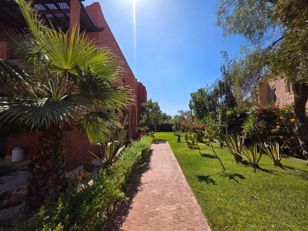 Villa contemporaine 440 m² à vendre à Amelkis — Photo 3