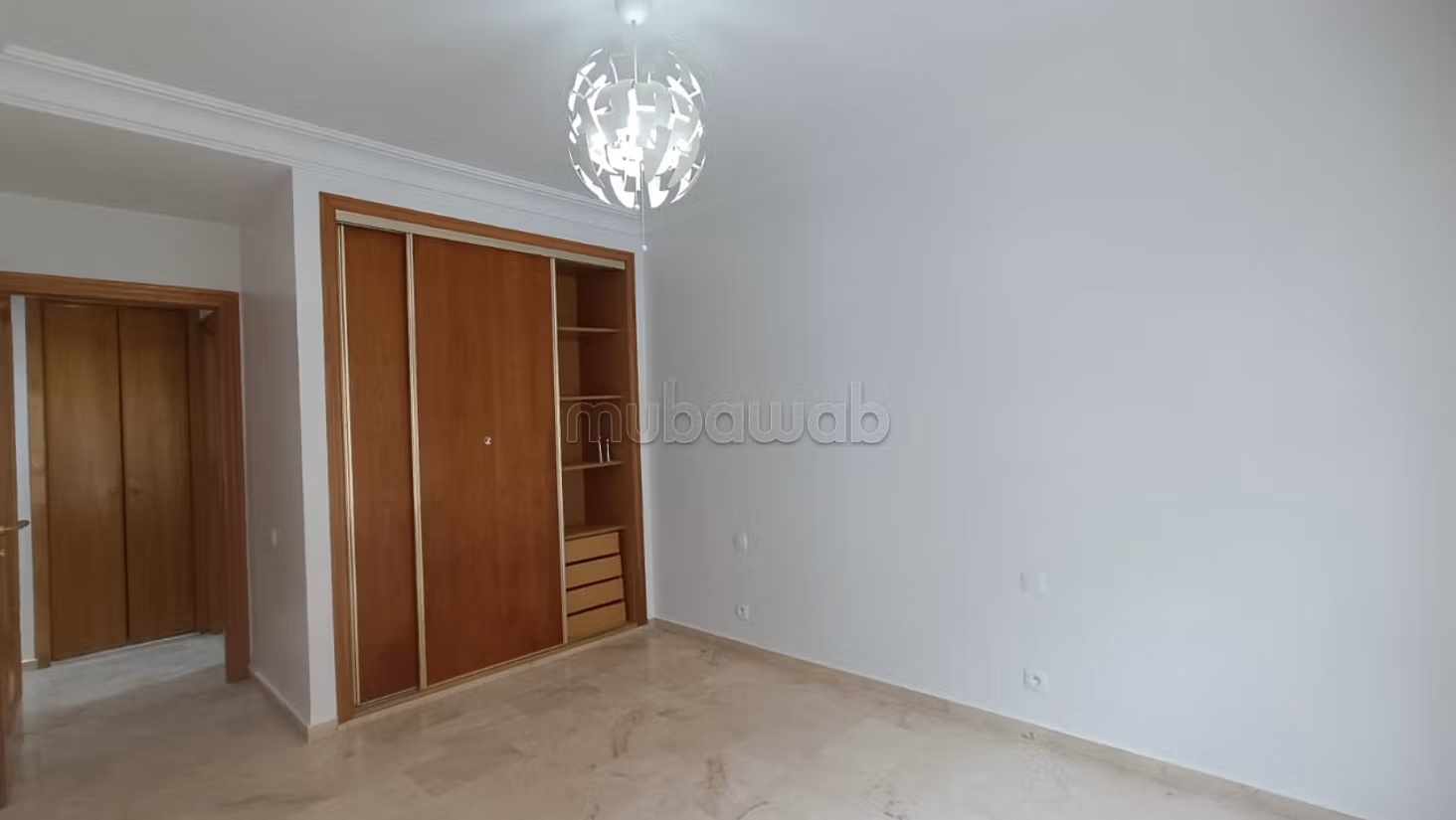 شقة 230 م² للإيجار في الدار البيضاء (راسين) — Photo 43