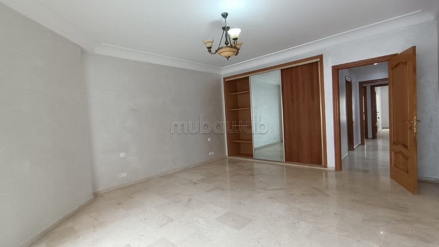 شقة 230 م² للإيجار في الدار البيضاء (راسين) — Photo 28