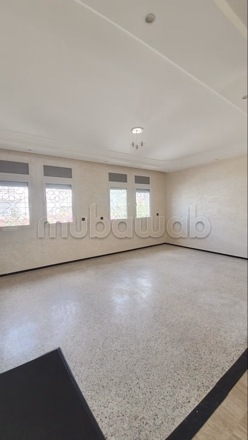 Villa 320 m² for rent in Cil, Casablanca — Photo 31