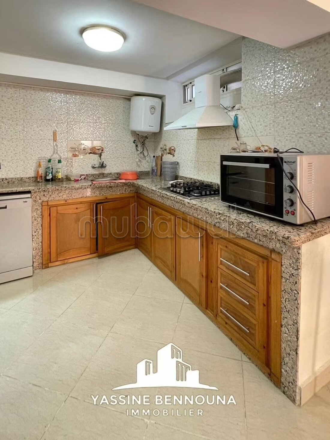 Appartement 100 m² à louer à Tanger (Socco Alto) — Photo 8