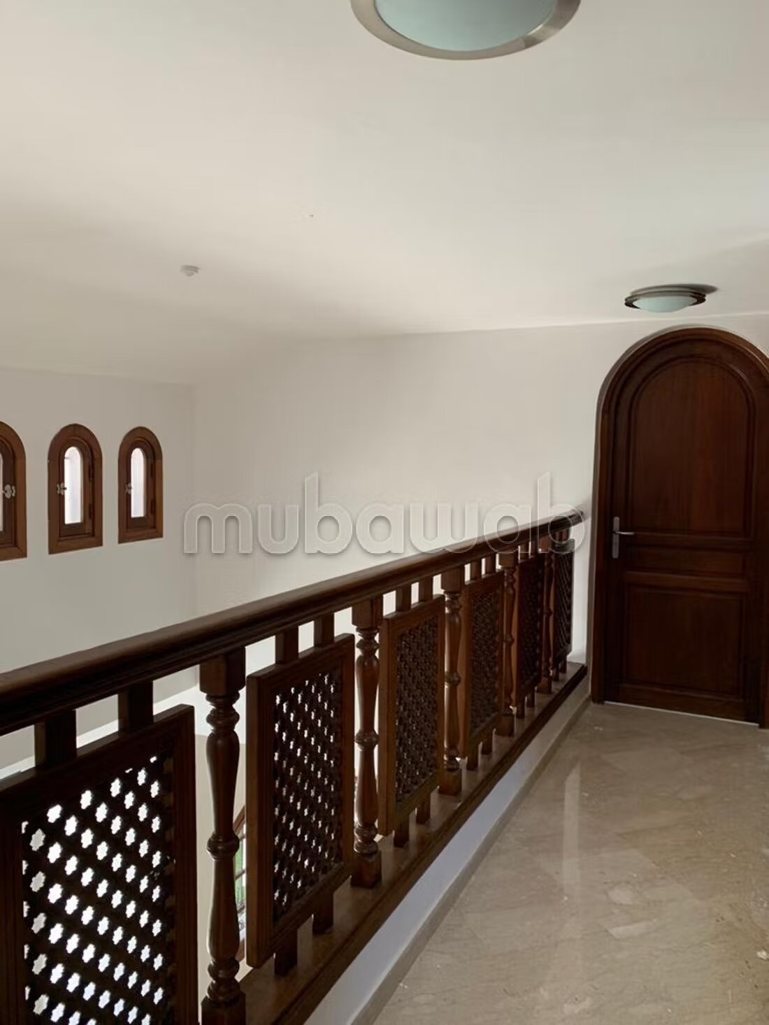 فيلا 330 م² للايجار في الدار البيضاء — Photo 8