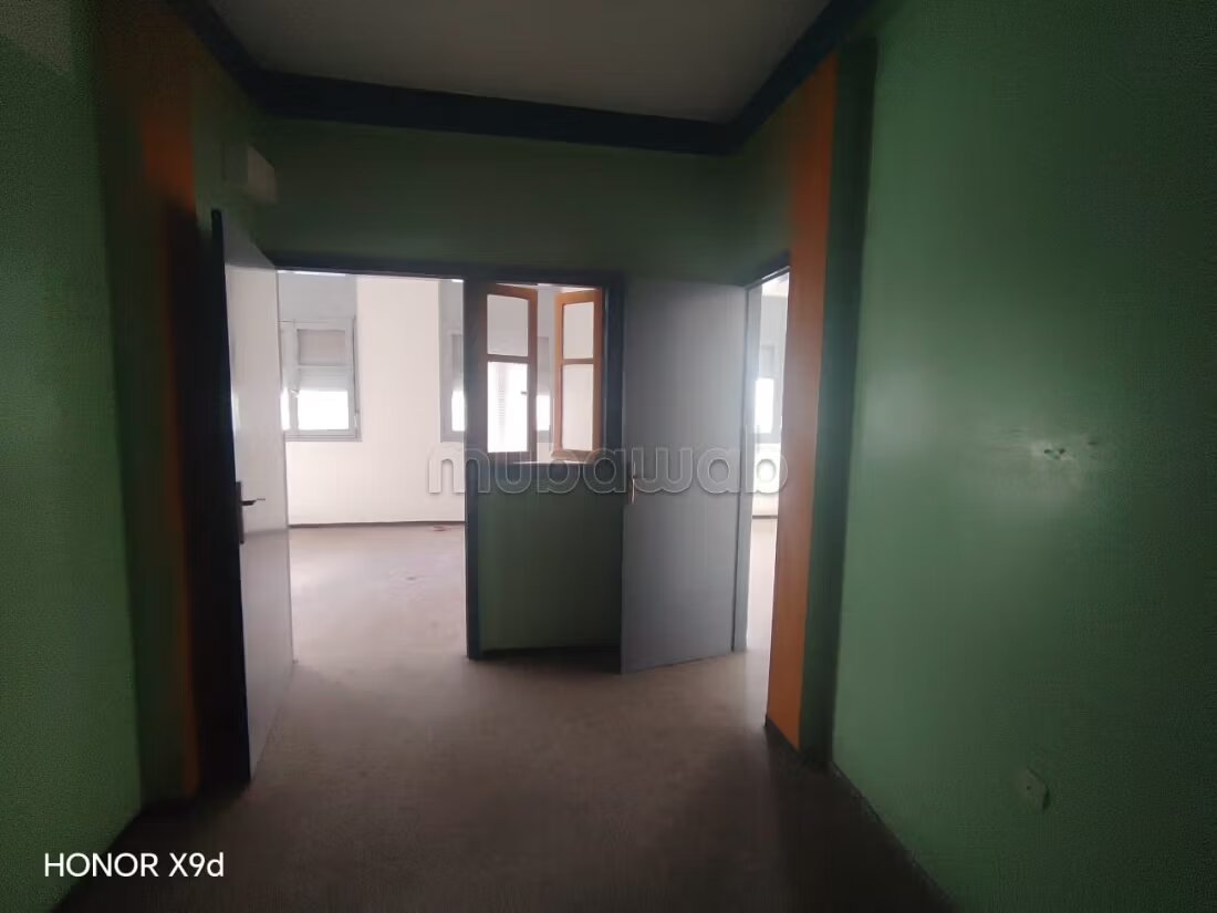 Bureau 96 m² à louer à Casablanca (Sidi Bernoussi) — Photo 2