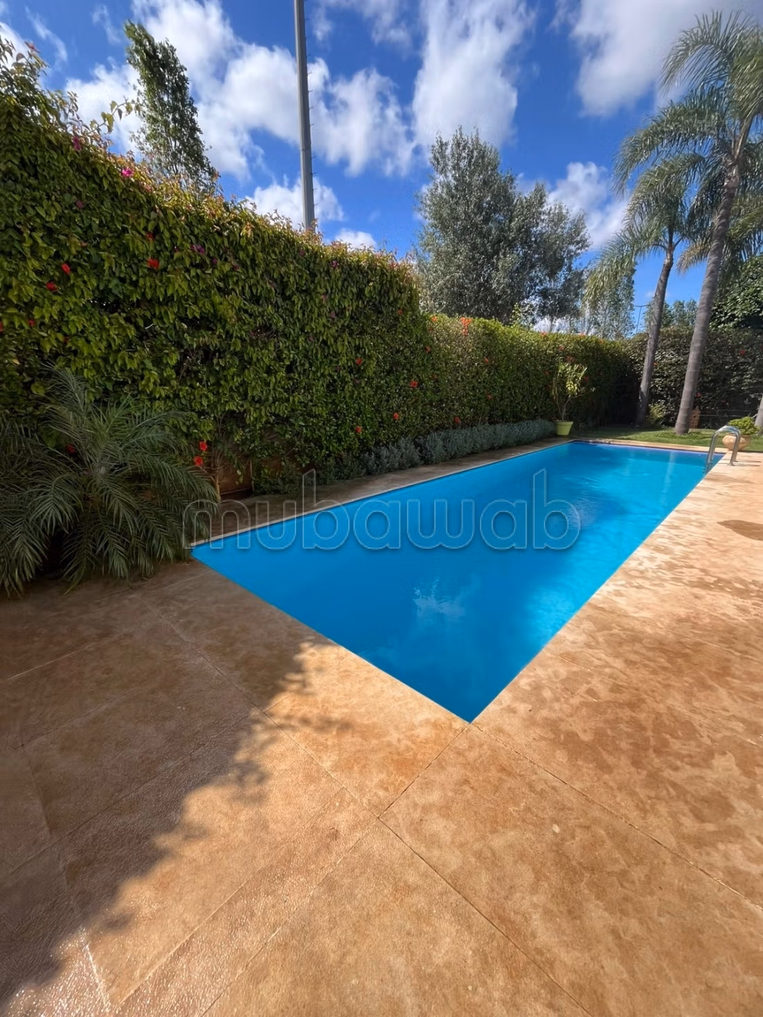 Villa 850 m² à louer à Hay Riyad, Rabat — Photo 3