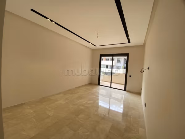 شقة 100 م² للإيجار في الدار البيضاء — Photo 3