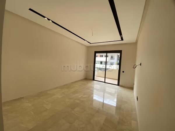 شقة 100 م² للإيجار في الدار البيضاء — Photo 11