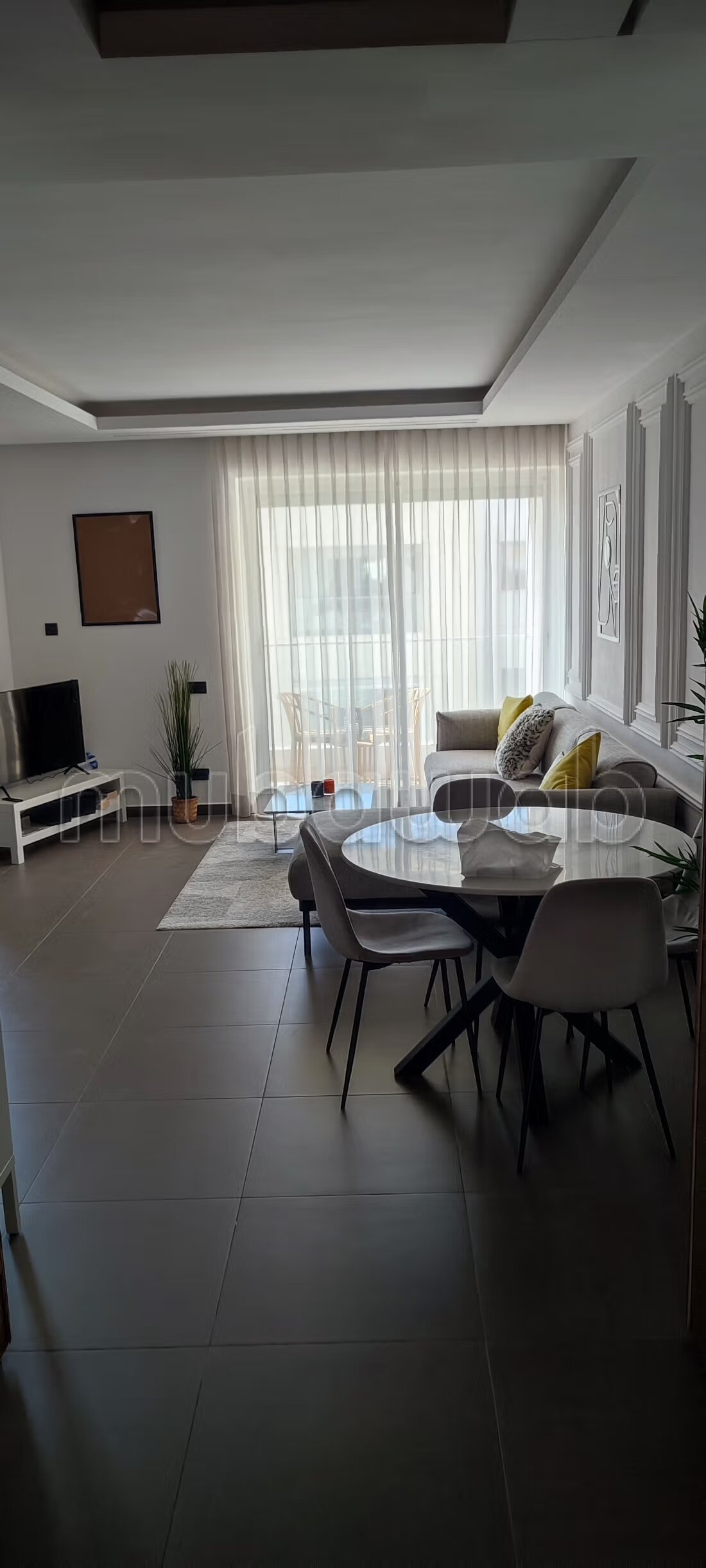Furnished apartment 96 m² for rent in Clos des Pins — Photo 5