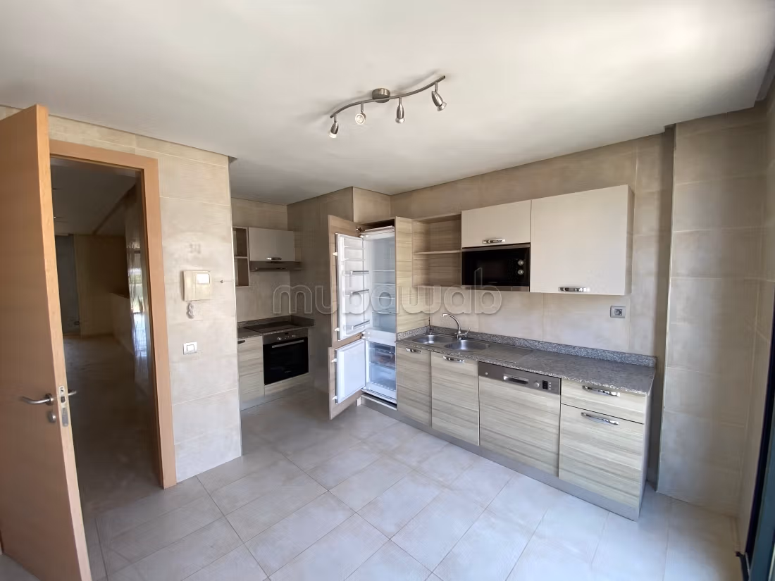 Appartement 150 m² à louer à Rabat — Photo 10
