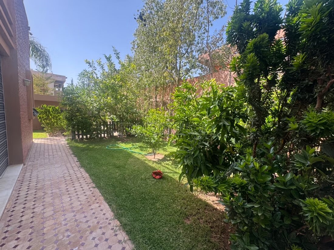 فيلا 400 م² للبيع في مراكش (طريق أوريقا) — Photo 12