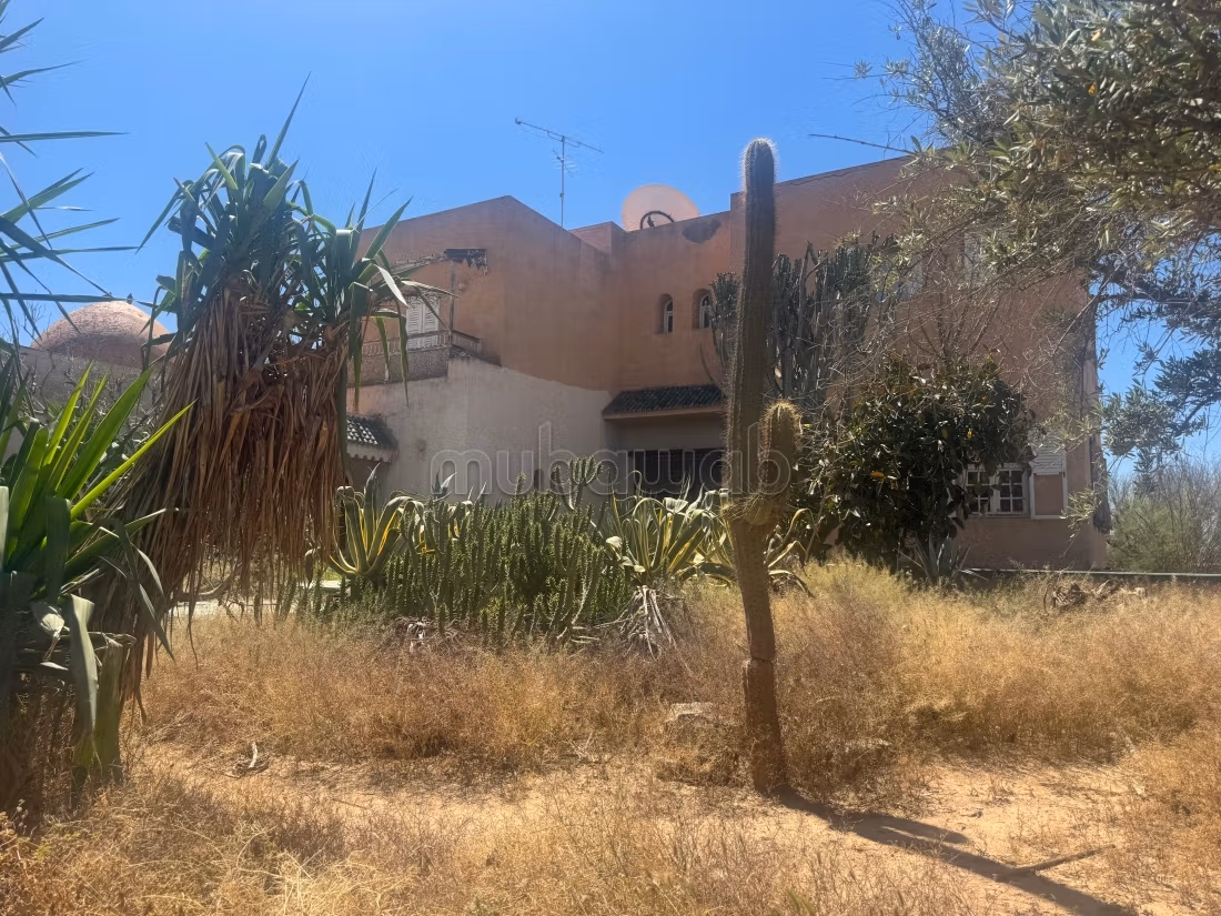Villa 800 m² for sale in Marrakech — Photo 3