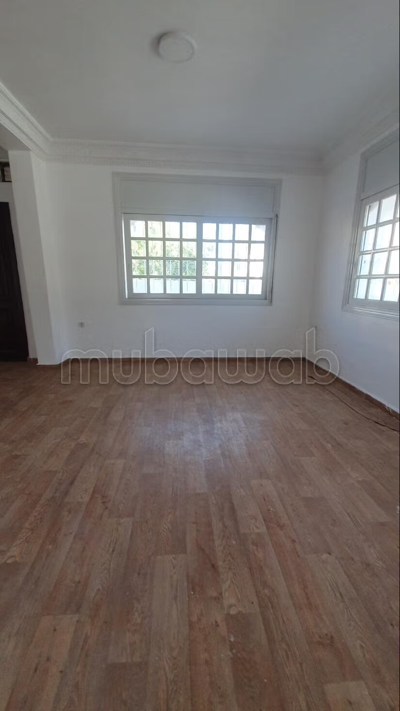 فيلا 440 م² للإيجار في الدار البيضاء — Photo 10