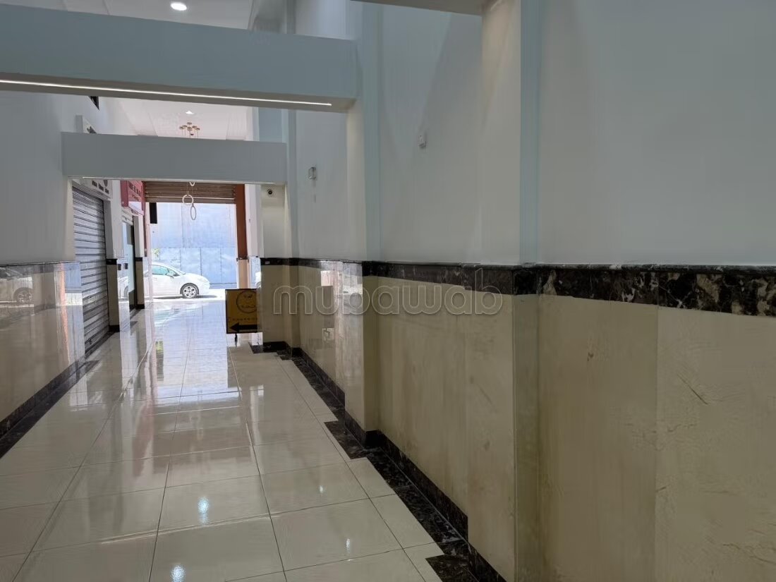 Furnished office 34 m² for rent in Casablanca — Photo 5