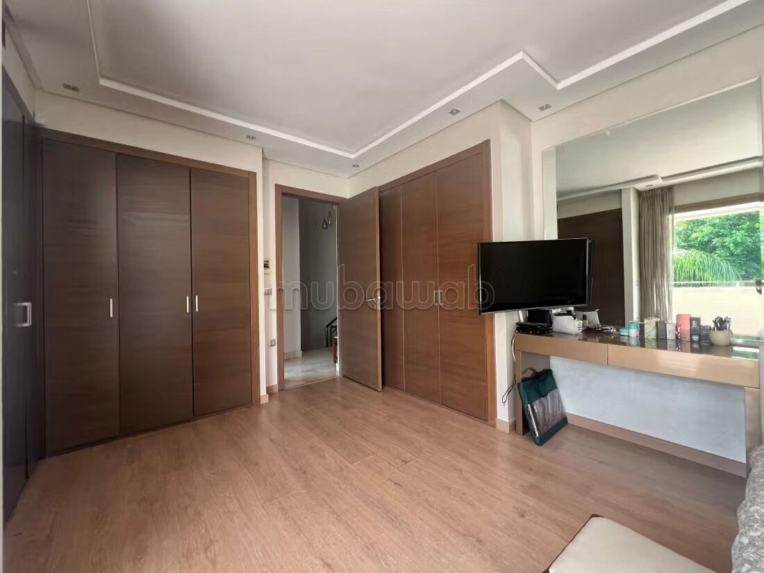 Villa 420 m² à louer à Casablanca — Photo 24