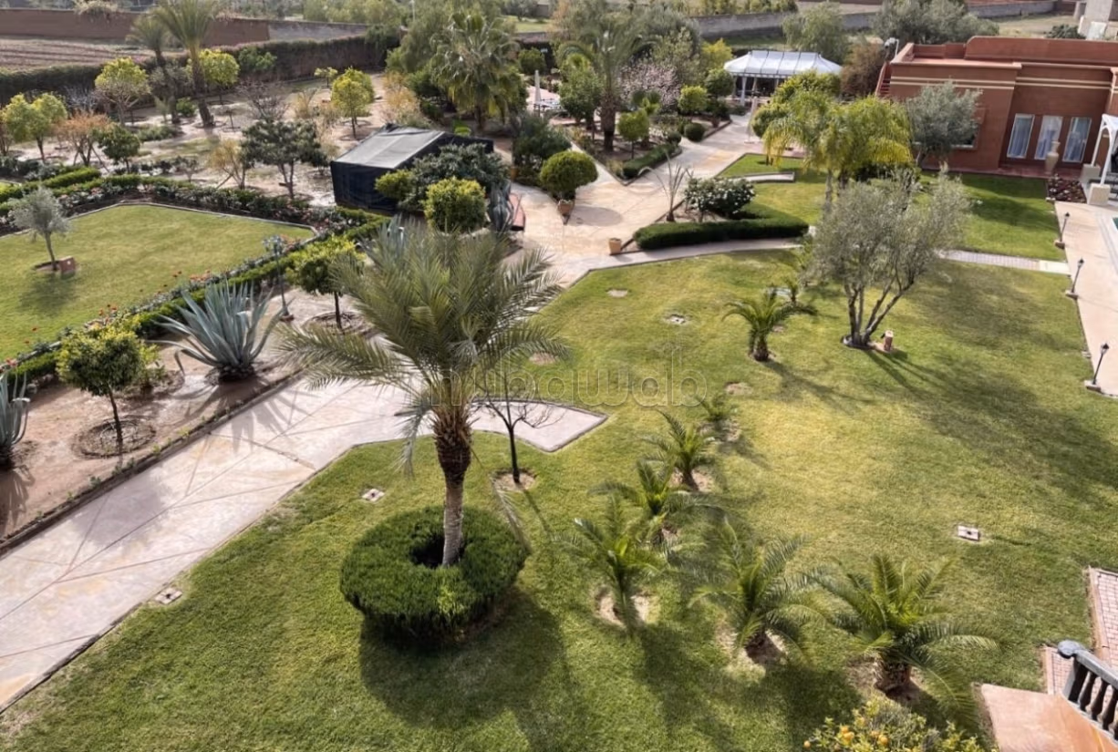 Villa 1000 m² for sale in Marrakech (Route de Tahanaout) — Photo 3
