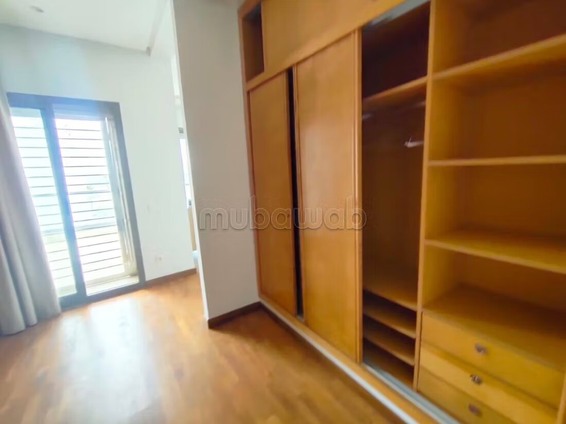 Furnished Villa 220m² for rent in Dar Bouazza — Photo 20