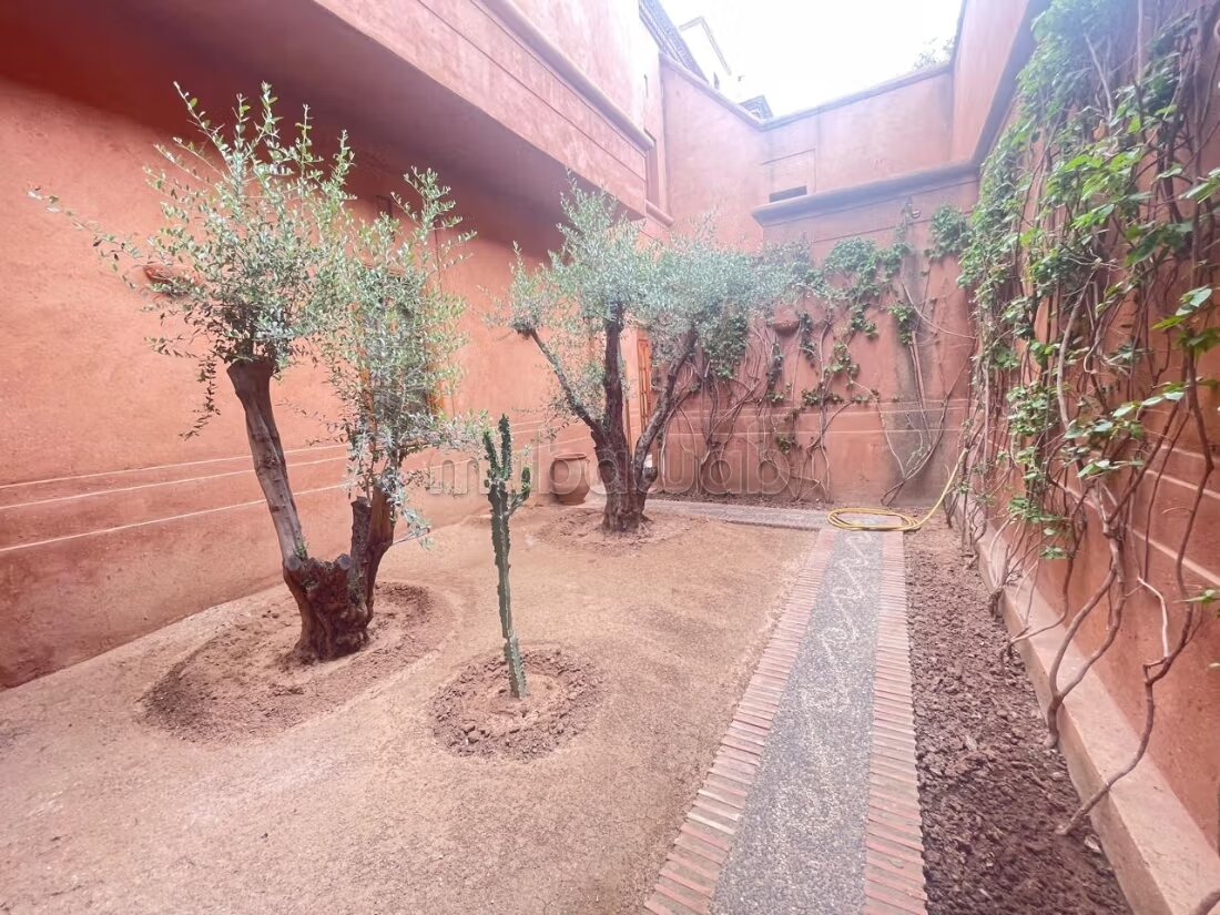 رياض للبيع ٢١٤م٢ في مراكش — Photo 18