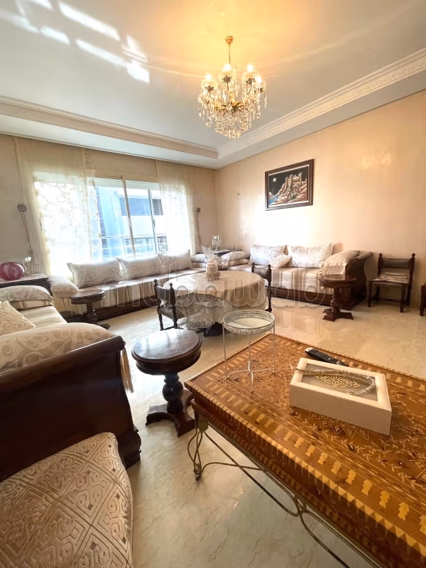 Apartment 143 m² for sale on the 6th floor, Princesses neighborhood, Casablanca — Photo 5