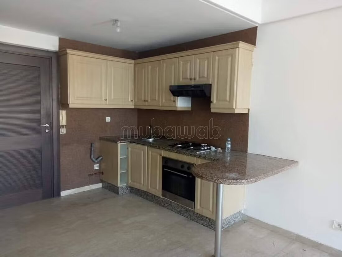 45m² Studio for Rent in Casablanca - Mers Sultan — Photo 4
