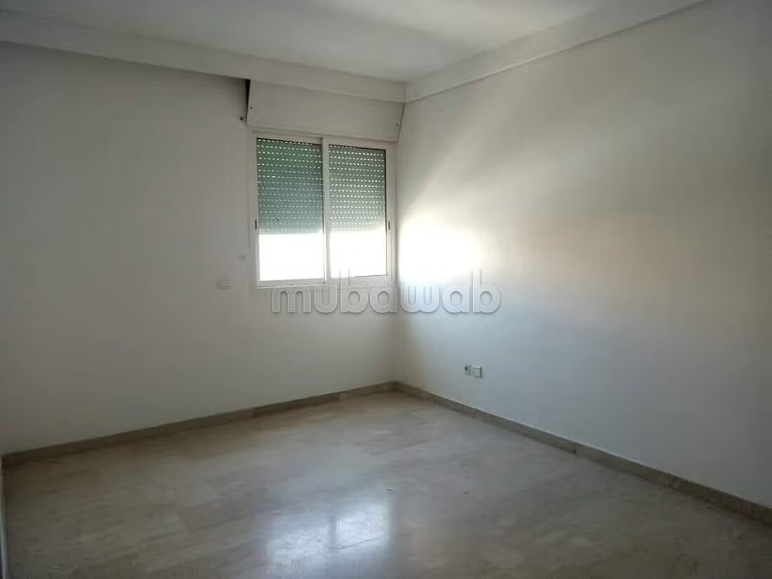 45m² Studio for Rent in Casablanca - Mers Sultan — Photo 6