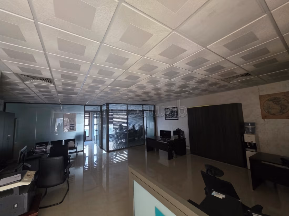 Bureau 96 m² à louer à Agadir Bay — Photo 28