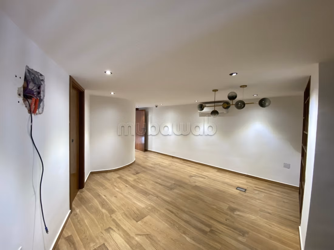 Bureau 220 m² à louer à Rabat — Photo 27