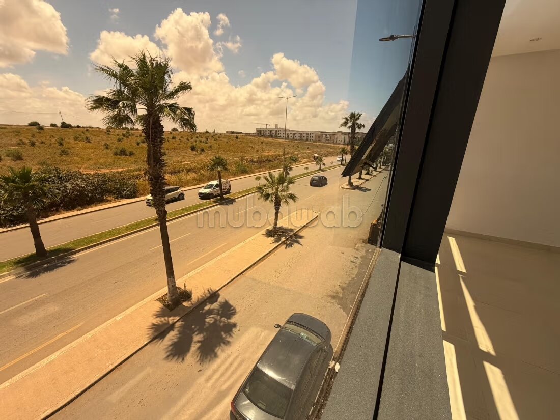 Office 41 m² for rent in Casablanca — Photo 4