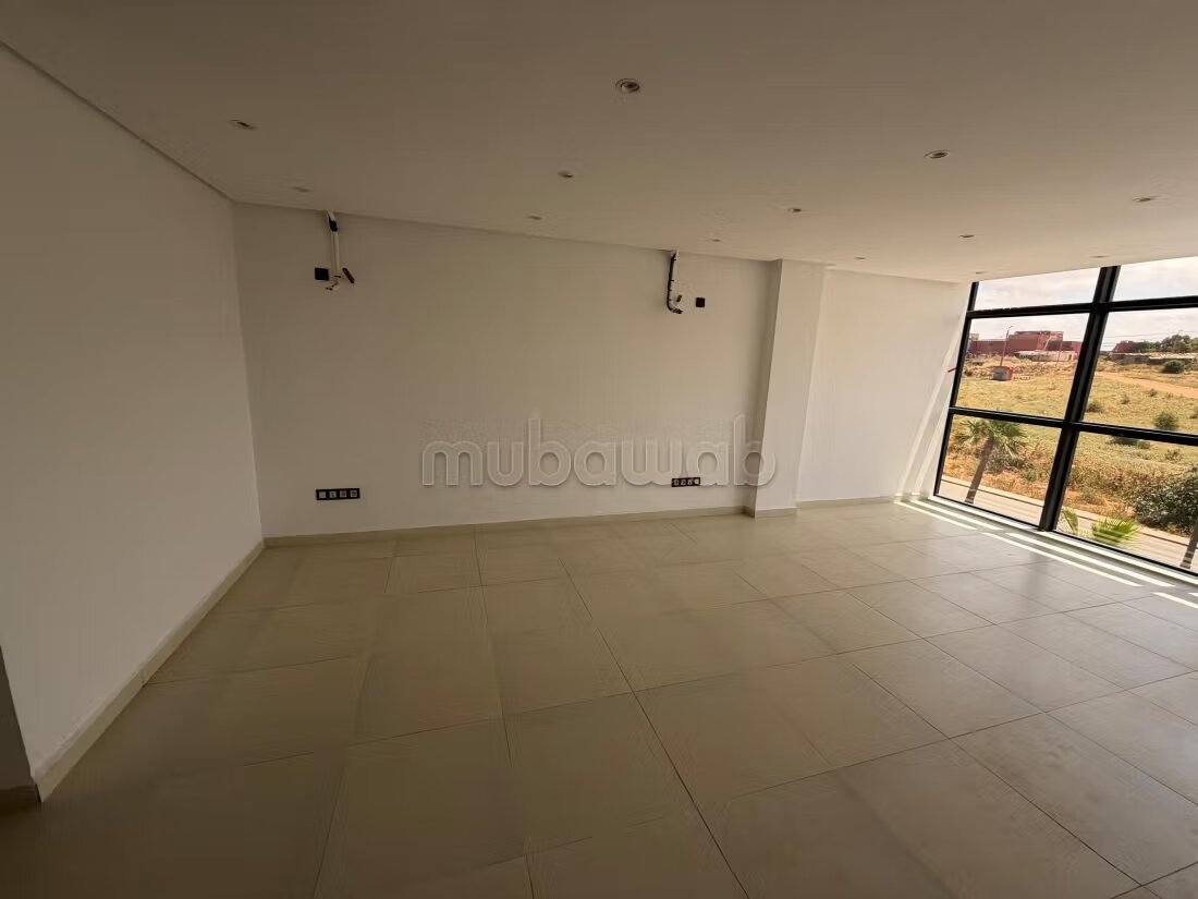 Office 41 m² for rent in Casablanca — Photo 11