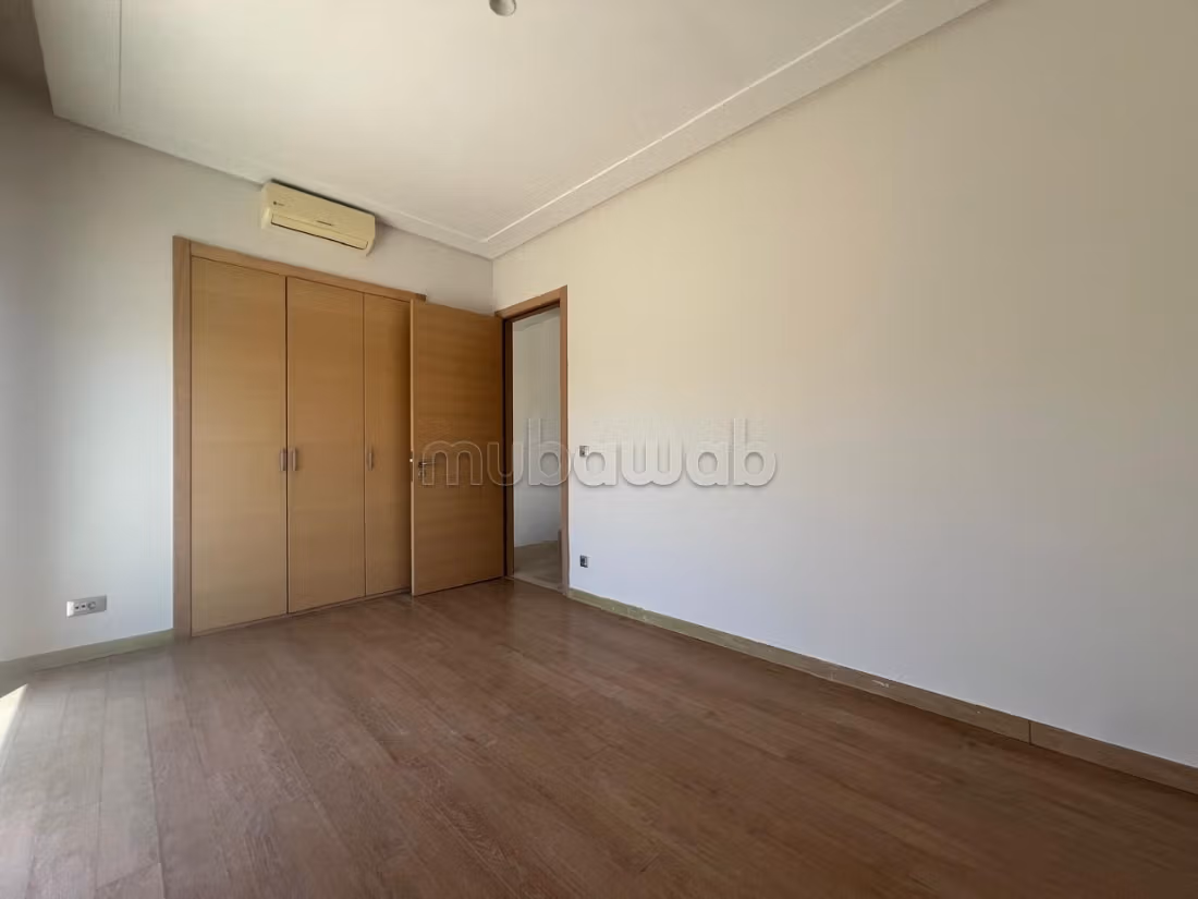 Villa moderne 400 m² à louer à Bouskoura, Casablanca — Photo 19