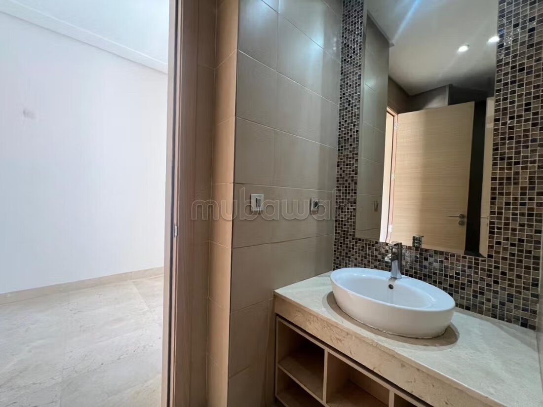 Villa moderne 400 m² à louer à Bouskoura, Casablanca — Photo 10