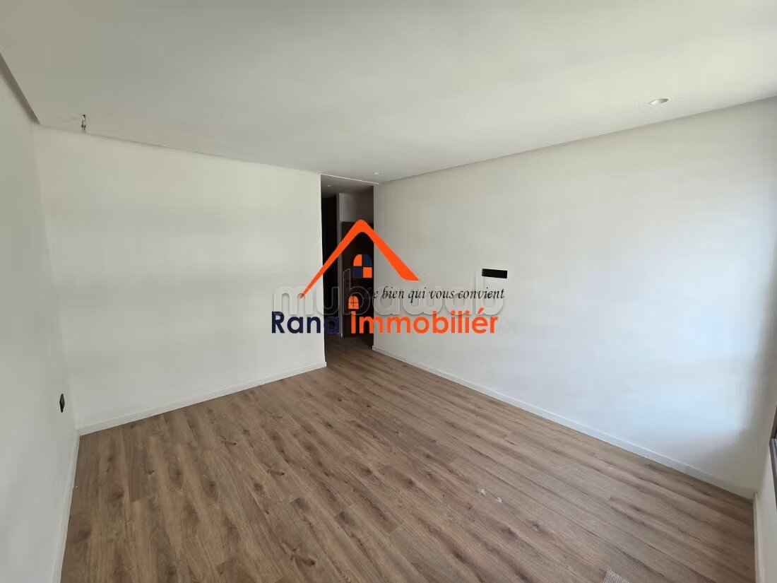 Apartment 110 m² for rent in Rabat (Souissi) — Photo 22