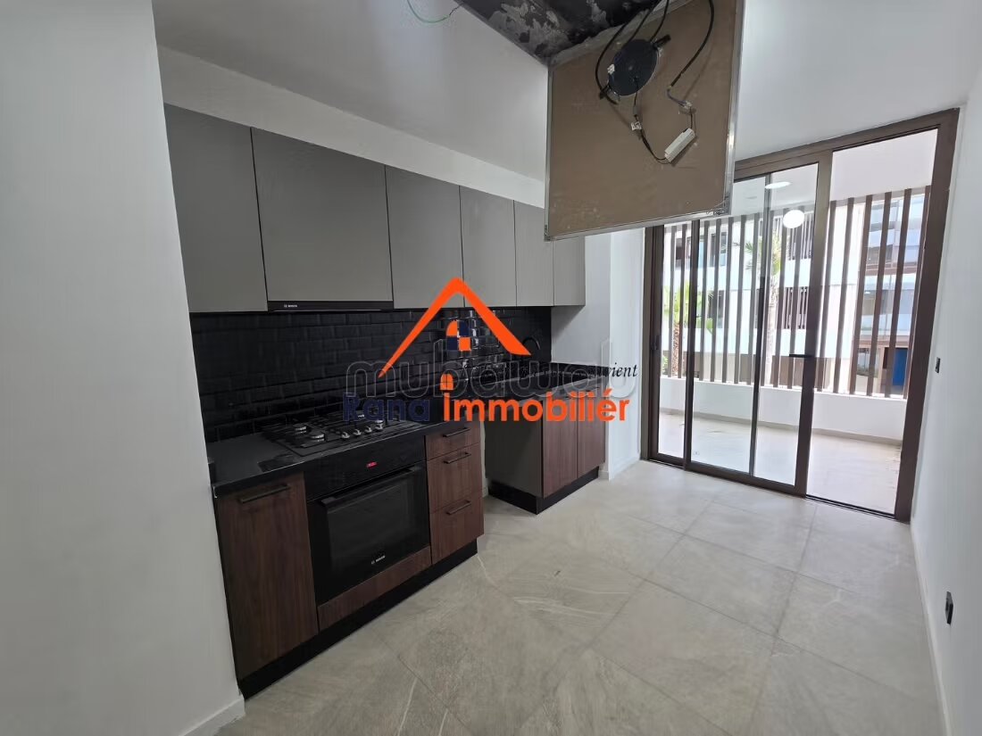 Apartment 110 m² for rent in Rabat (Souissi) — Photo 41
