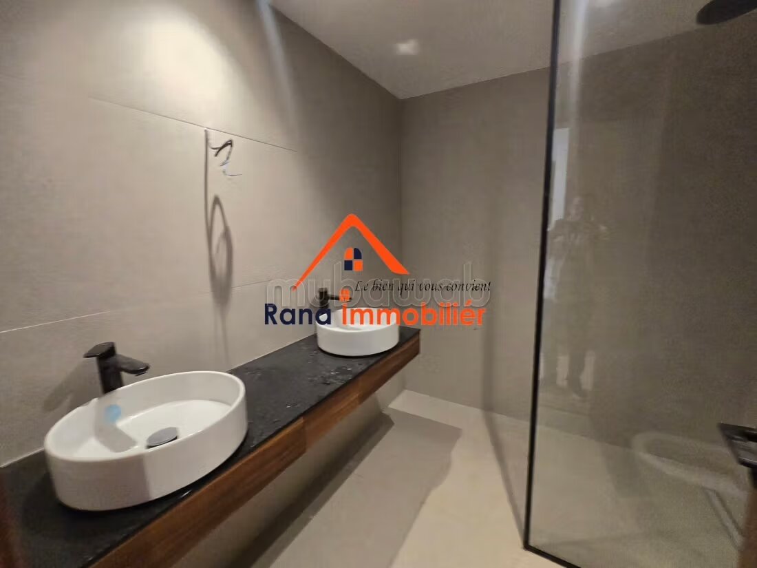 Apartment 110 m² for rent in Rabat (Souissi) — Photo 25