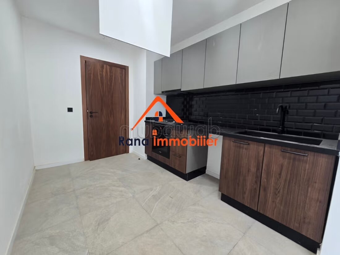 Apartment 110 m² for rent in Rabat (Souissi) — Photo 44