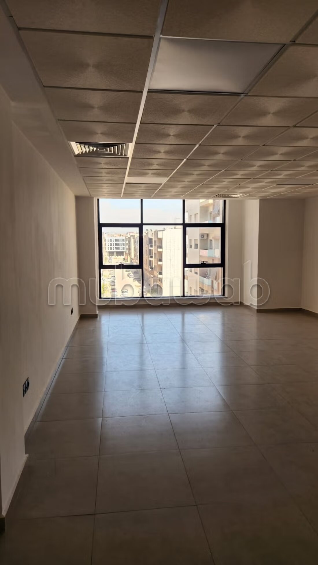 مكتب للايجار 49 م² في الدار البيضاء — Photo 3