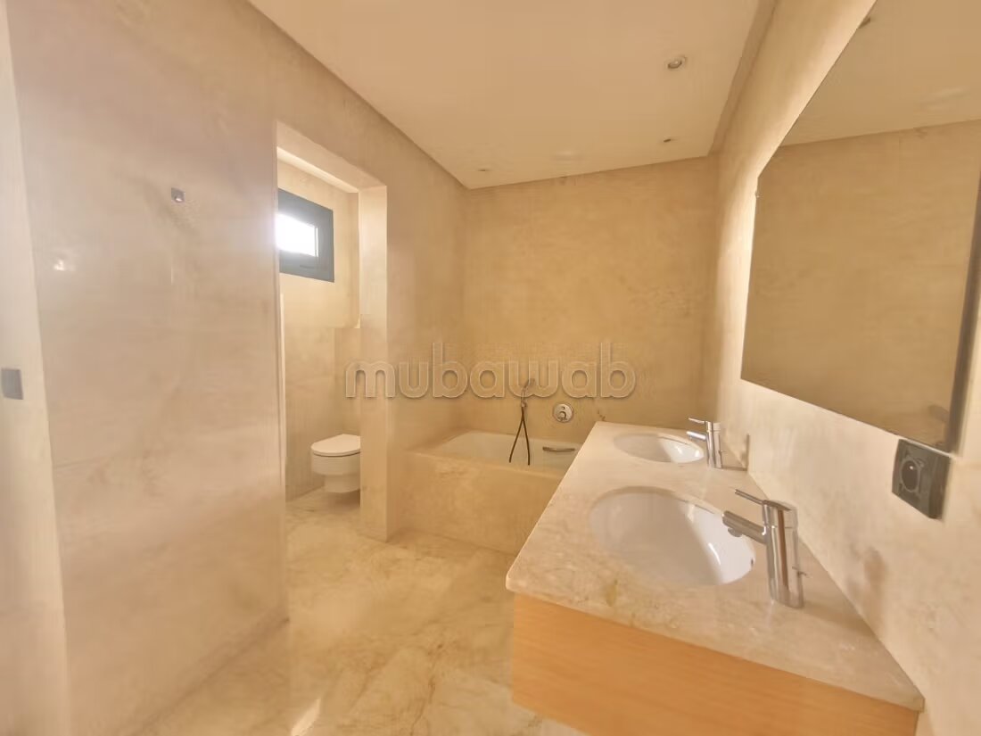 شقة 130 متر مربع للإيجار في الدار البيضاء (بوجكورة) — Photo 216