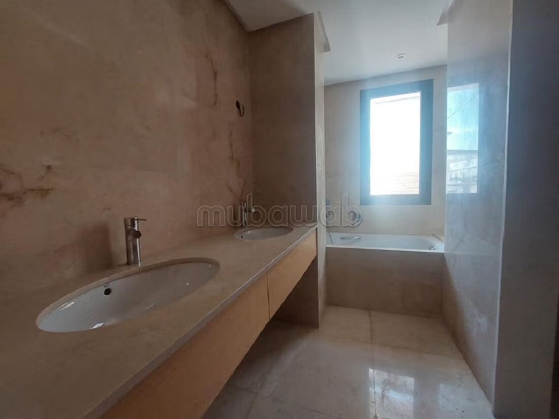 شقة 130 متر مربع للإيجار في الدار البيضاء (بوجكورة) — Photo 253