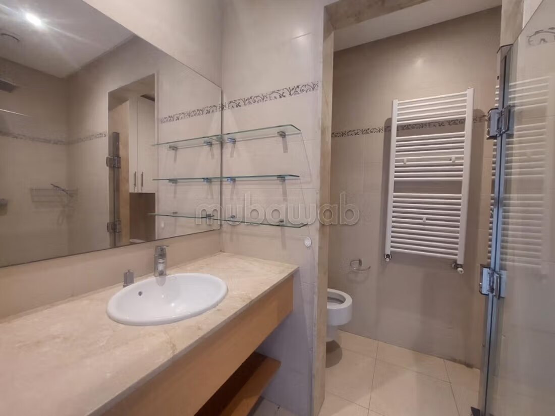 شقة 130 متر مربع للإيجار في الدار البيضاء (بوجكورة) — Photo 275