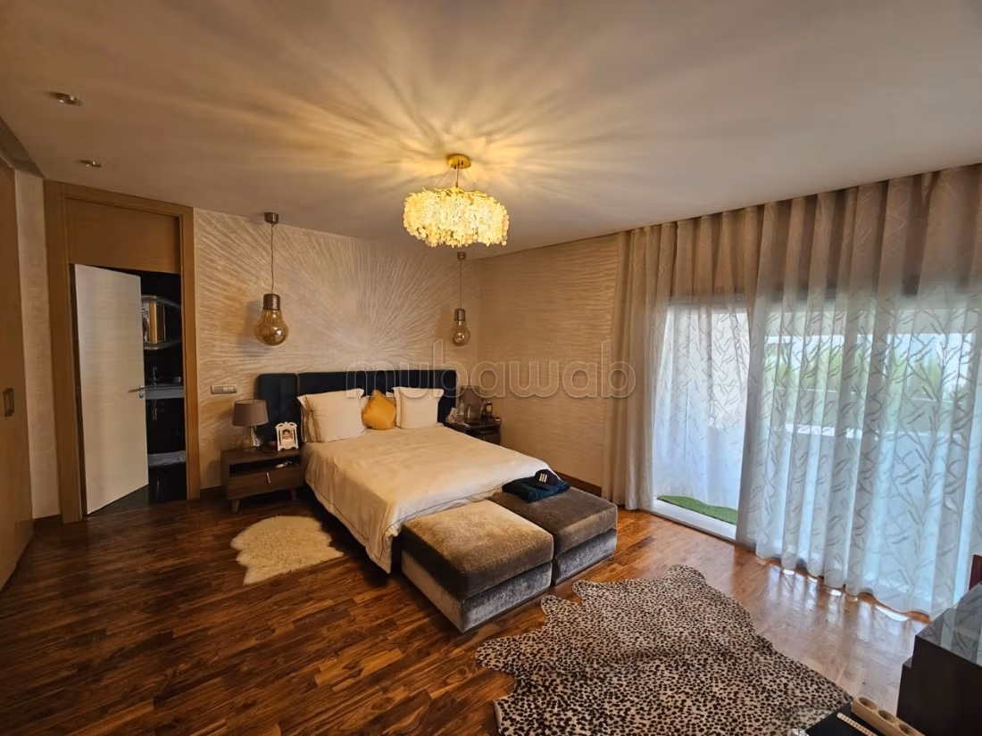 فيلا للإيجار 611 م² في الدار البيضاء — Photo 3