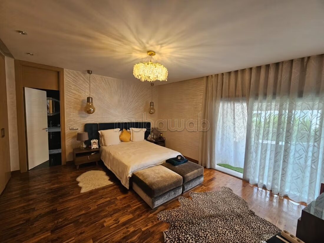 فيلا للإيجار 611 م² في الدار البيضاء — Photo 4