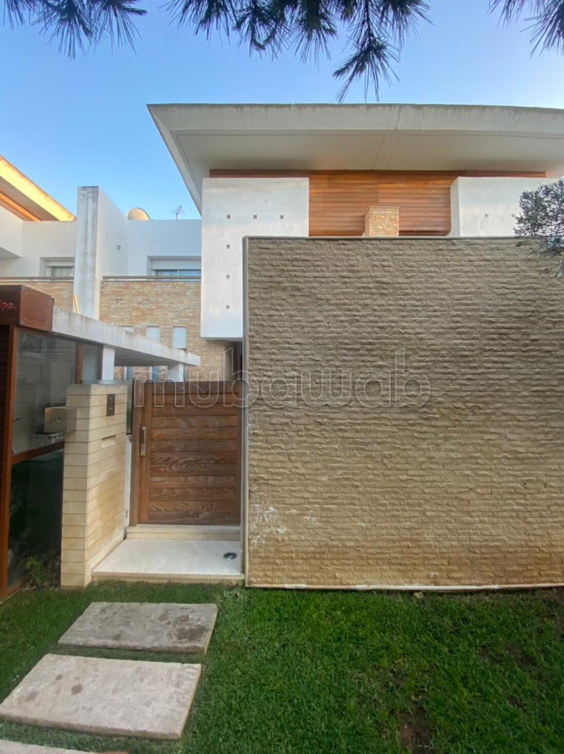 Furnished Villa 311 m² for rent in Bouskoura — Photo 14