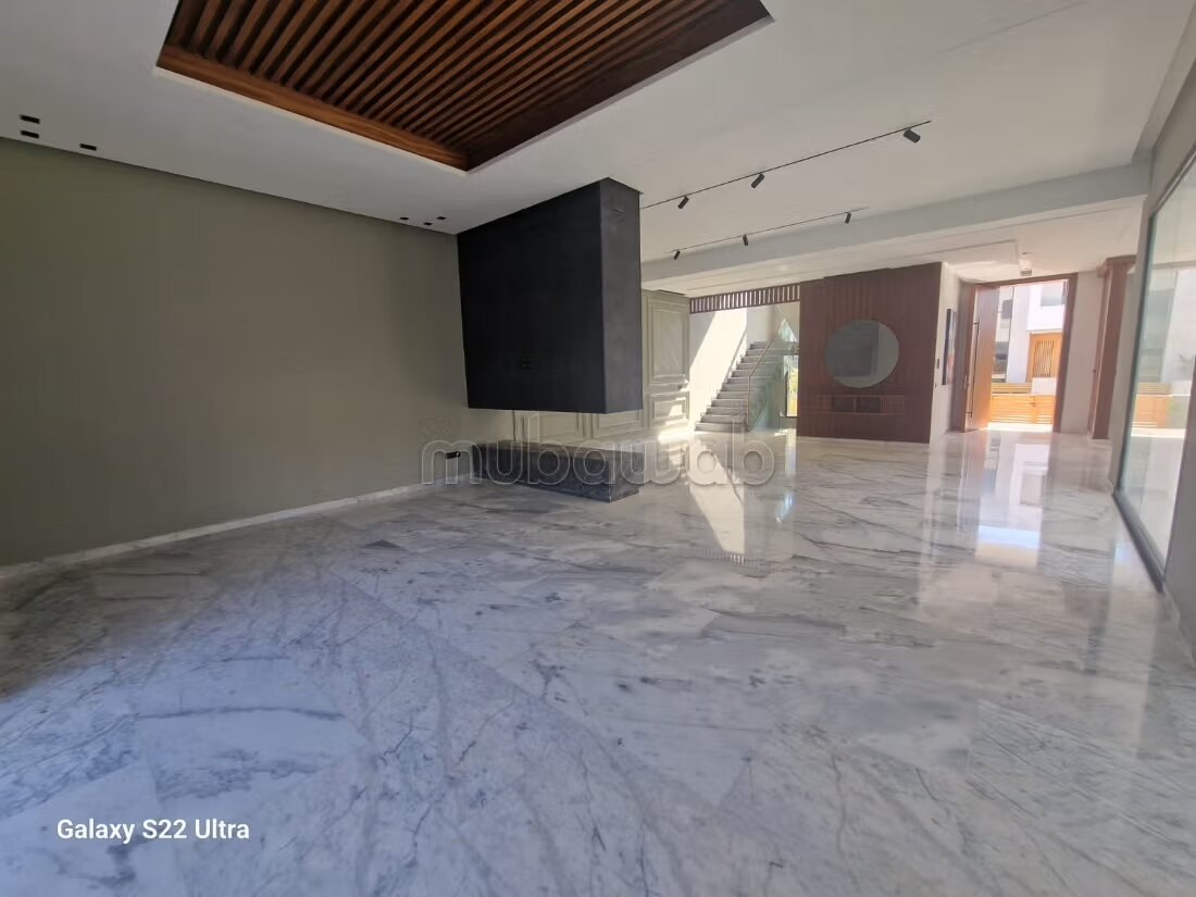 فيلا 580 م² للبيع في الدار البيضاء — Photo 8