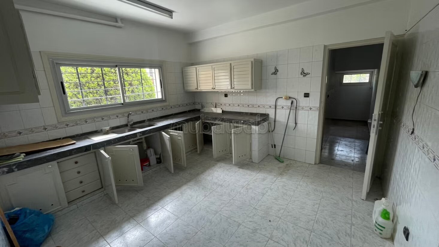 600 m² Villa for Rent in Hay Riad — Photo 133