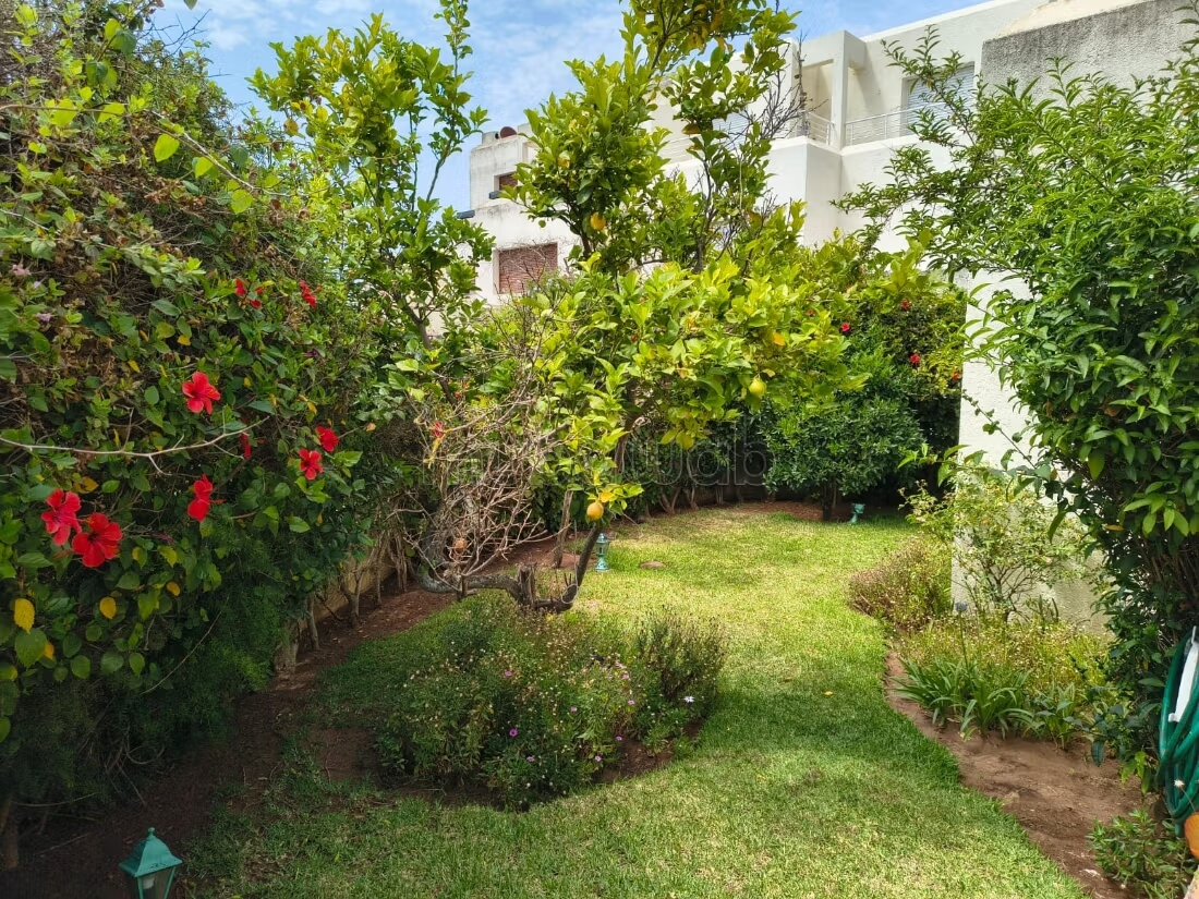 600 m² Villa for Rent in Hay Riad — Photo 340