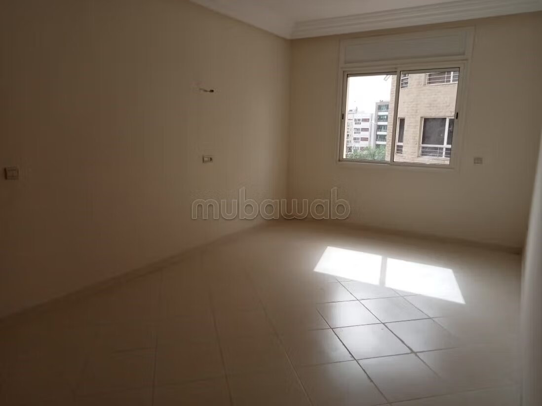 4-Bedroom Apartment 127 m² for Sale in Rabat (Hassan Center City) — Photo 4