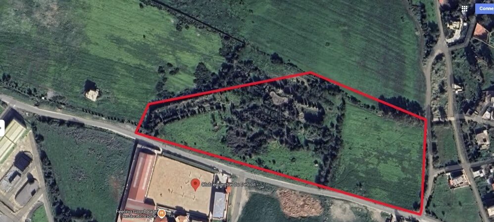 Land 12000 m² for sale in Tangier — Photo 3