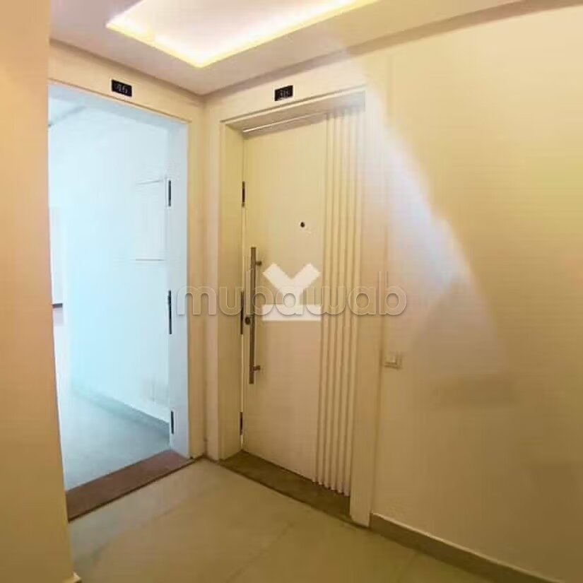 Studio Apartment 50 m² for Rent in Casablanca — Photo 202